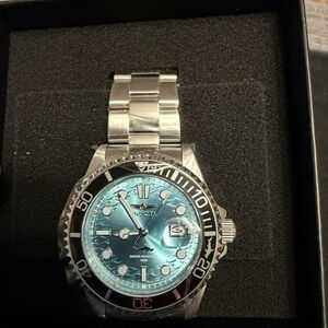 Invicta Silver Watch with Aqua Blue Dial and Black Bezel 43mm pro diver.